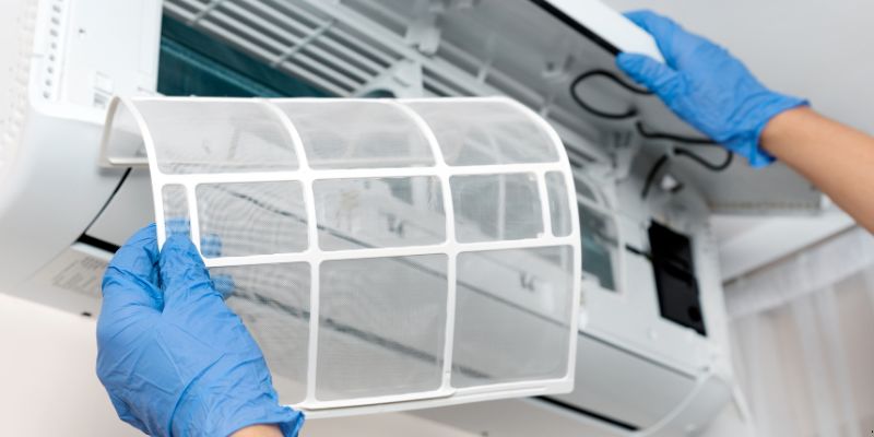 Como Limpar Filtro de Ar Condicionado em Joinville: 6 Passos Práticos